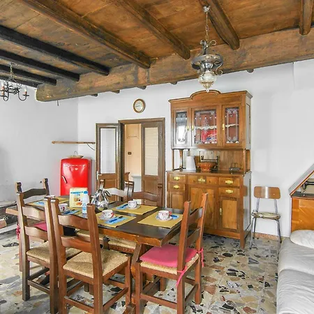4 Bedroom Beautiful Home In Codivara 펜션 Codivara