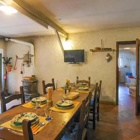 4 Bedroom Beautiful Home In Codivara Codivara