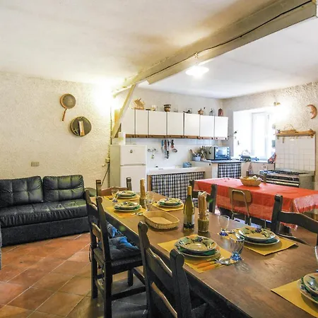 Casa vacanze Lovely In With Wifi *