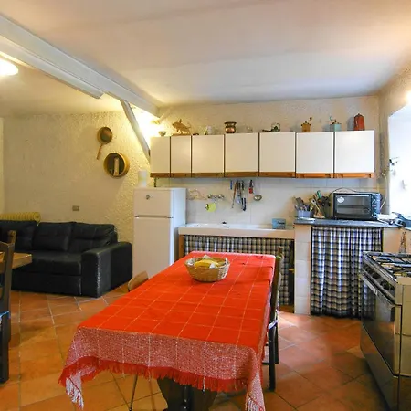 4 Bedroom Beautiful In Holiday home
